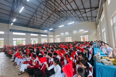 Trường THPT Nguyễn Tất Thành tổ chức Lễ Khai giảng năm học mới 2025-2026