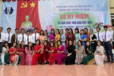 Lễ kỷ niệm 40 năm ngày Nhà giáo Việt Nam (20/11/1982 – 20/11/2022) trường THPT Nguyễn Tất Thành